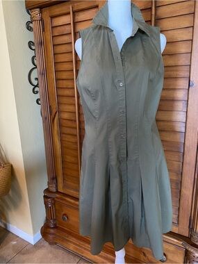 New York & Company Olive Green Sleeveless Shirt Dress Size M